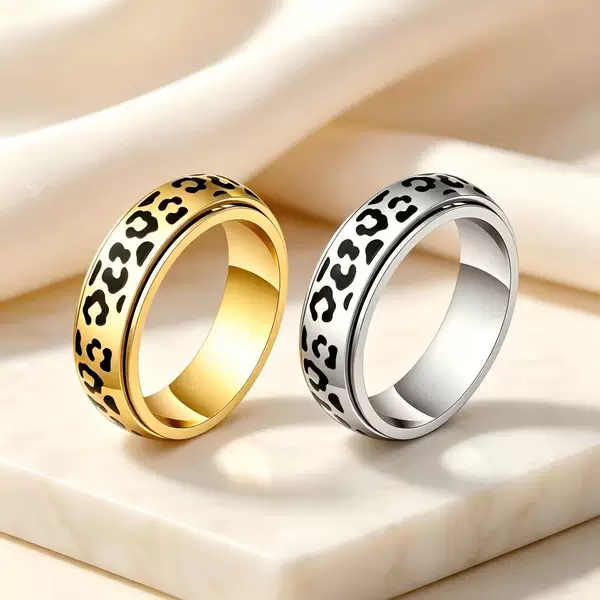 Amazon wholesale: Leopard-print rotating stainless steel ring, hip-hop style, unique and stress-relieving, with a rotating titanium steel band