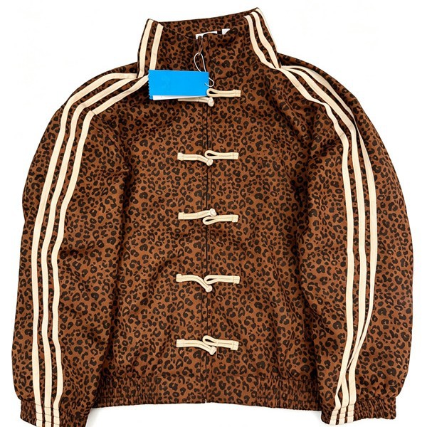Cross-border foreign trade sports and leisure jacket, retro leopard print, trendy stand-up collar, breathable and durable, Tang suit style, embroidered logo, single-layer jacket