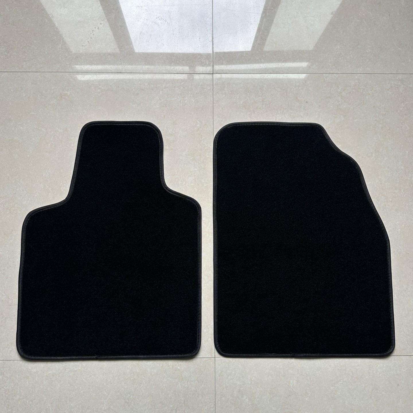 Universal – Car Suede Anti-Slip Universal Foot Pad - hard-carpet-main-and-passenger-seat-universal-two-pieces