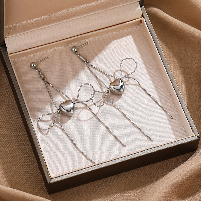 Heart Shape Pattern 1 Pair Simple Style Heart Shape Plating Titanium Steel Drop Earrings
