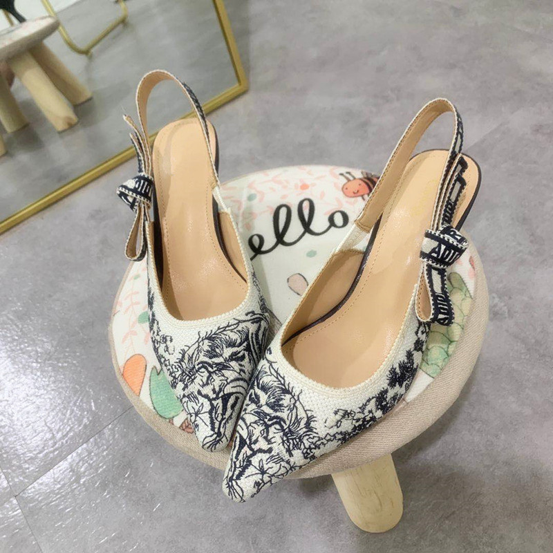 2022 New D Home Bow Pointed Shallow High Heeled Shoes with Cat Heeled Embroidered Empty Trendy Sandals for Women