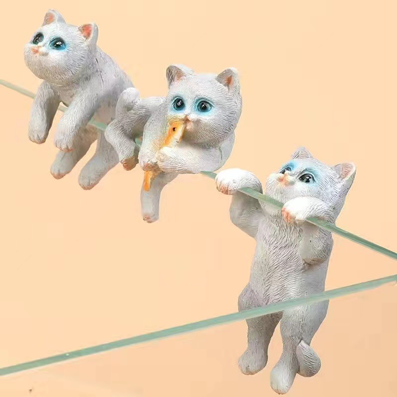 Три -разгрный костюм