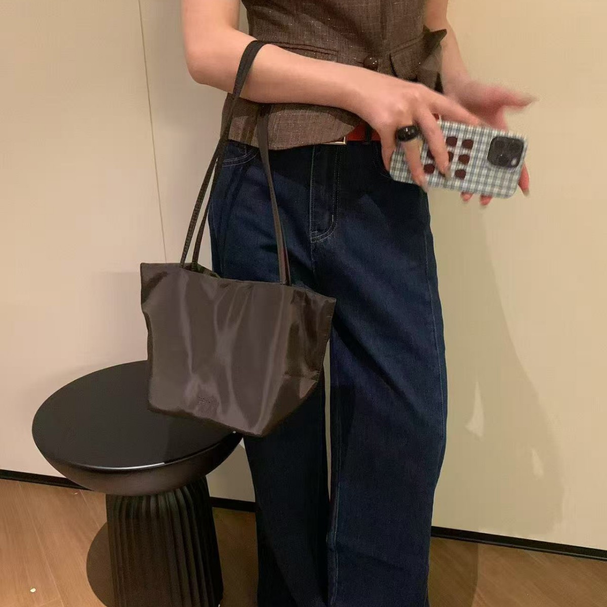 Korean Style Nylon Market Tote Bag For Women - Versatile Lightweight Commuter Bag, Large Capacity Shoulder Bag, Underarm Bucket Bag - Thumbnail 4