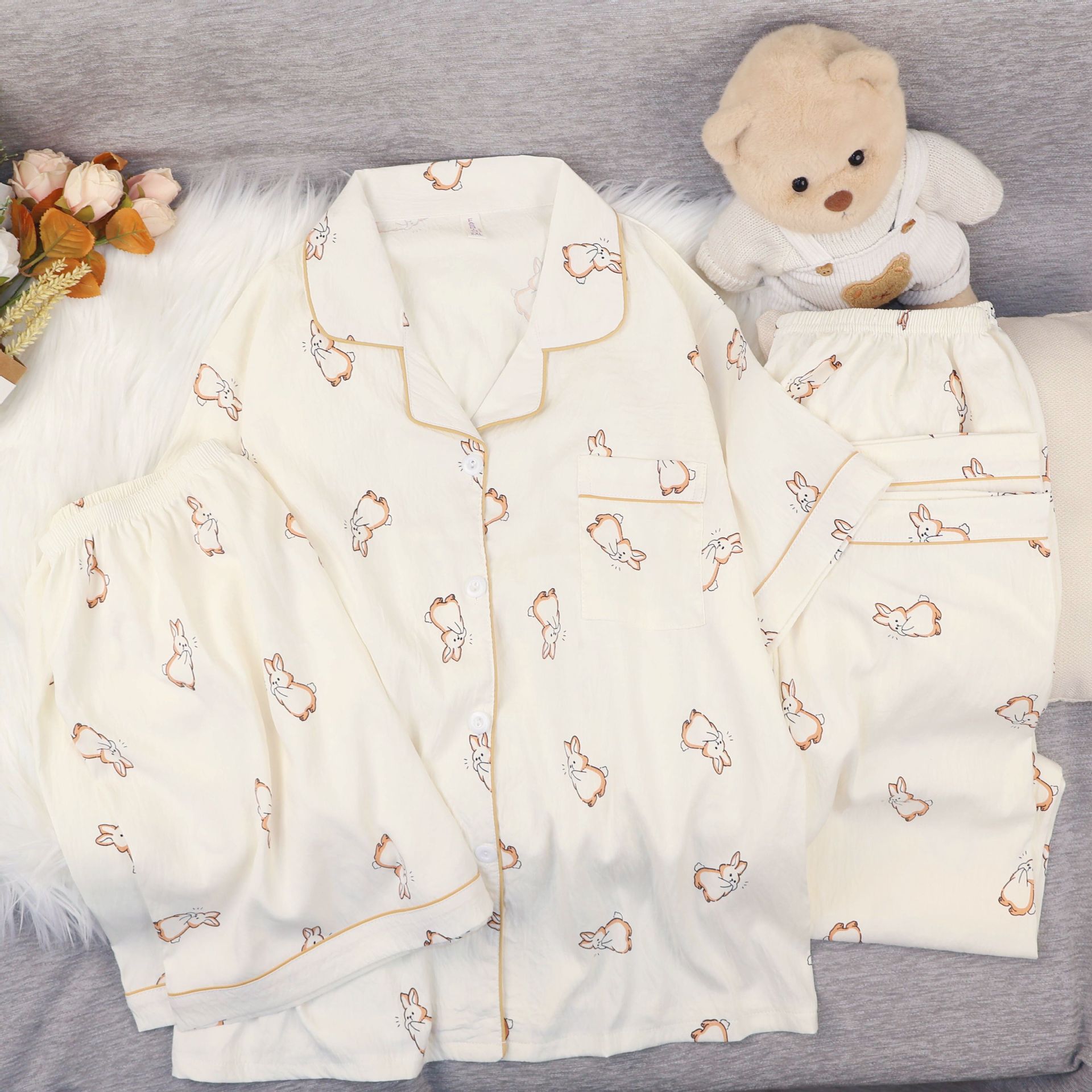 Al por mayor transfronterizo de tres piezas nubes algodón pijama cardigán con solapa mangas cortas pantalones cortos de dibujos animados a cuadros ropa para el hogar