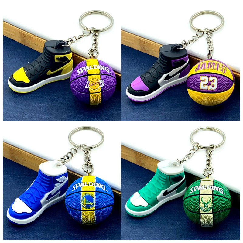 Bucks Lakers Warriors Basketball Keychain Jewelry Kobe James Curry Sneakers Model Pendant Keychain Gift Bucks Lakers Warriors Basketball Keychain Jewelry Kobe James Curry Sneakers Model Pendant Keychain Gift