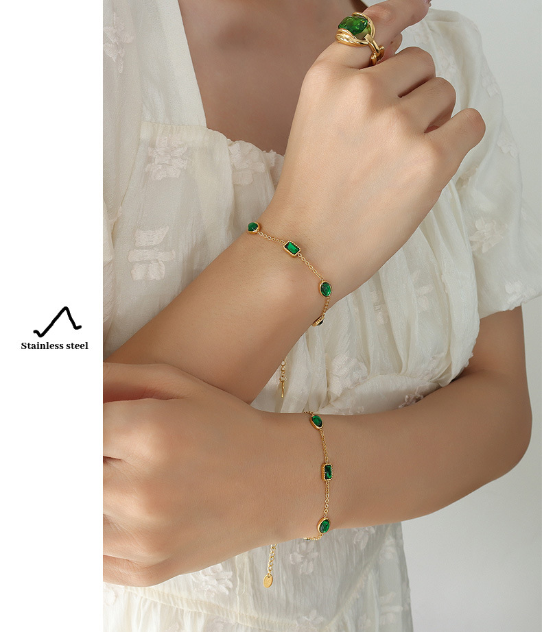 French Style Round Square Titanium Steel Bracelets Inlay Zircon Stainless Steel Bracelets