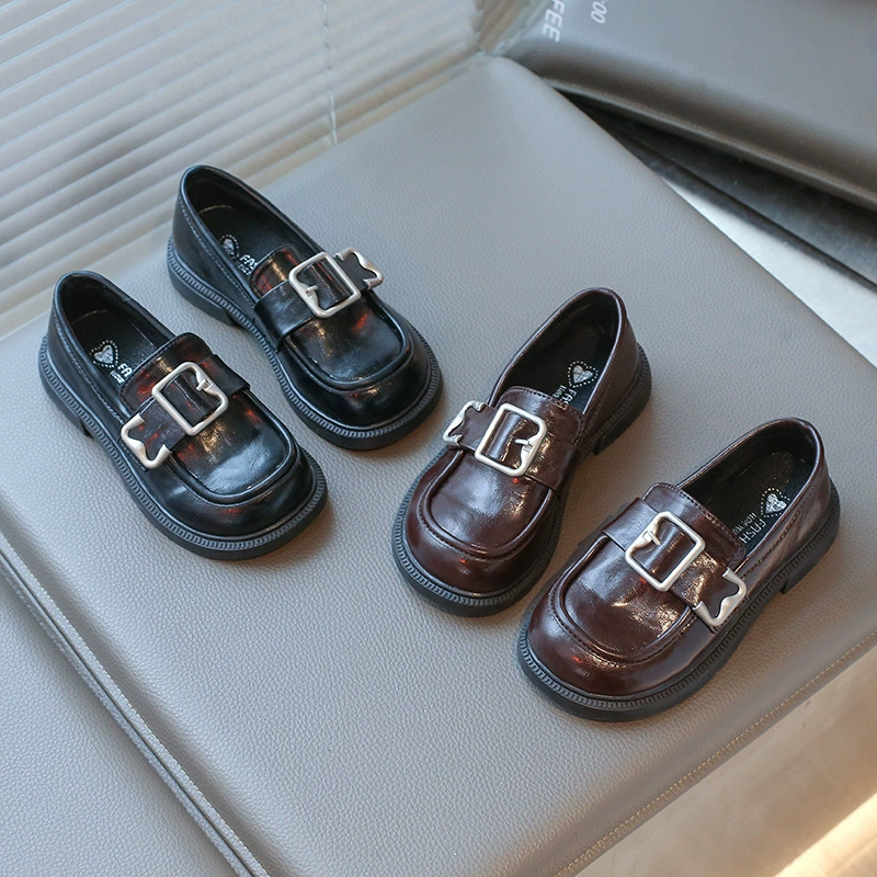 Женские кожаные туфли в британском стиле 2025 новая весна черные иностранные туфли