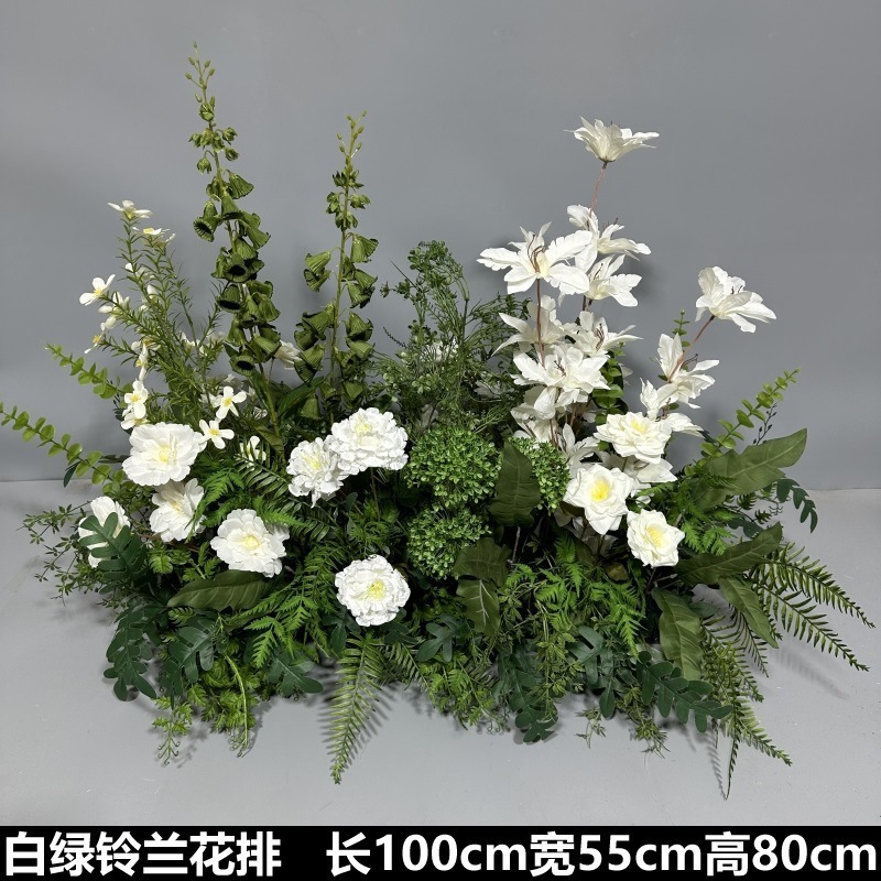 Flor de la boda de la flor Chiyeya rosa roja fila de orquídeas fila de flores bosque escena de compromiso decoración de la boda fondo de decoración