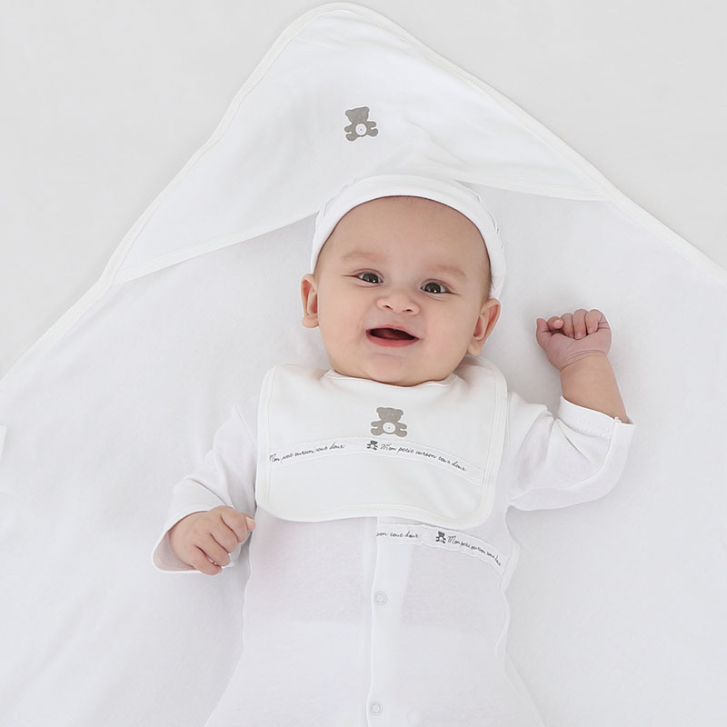 Bebé de algodón 6-piezas traje sunnozy europeo y americano ins2022 otoño recién nacido mameluco ropa traje