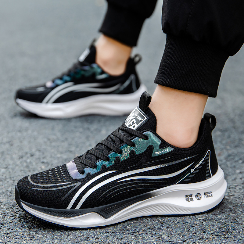 Zapatillas de correr ultraligeras zapatillas de malla de seda de hielo para hombre, 2025 nuevos zapatos de papá de moda de todos los partidos de primavera para hombres y mujeres