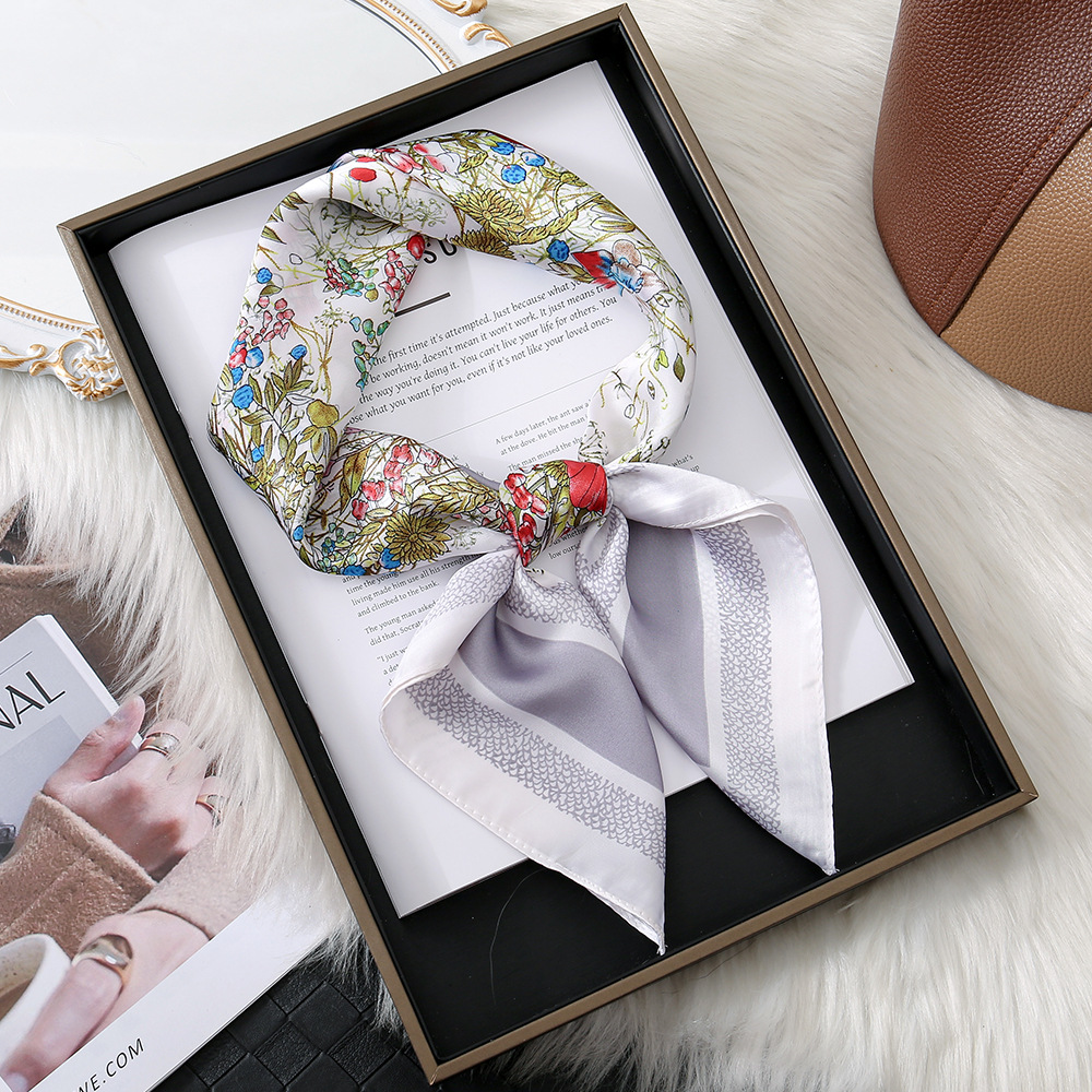 Hangzhou seda elegante estampado floral imitación seda bufanda de seda chal moda atmósfera satén bufanda cuadrada de sentido avanzado