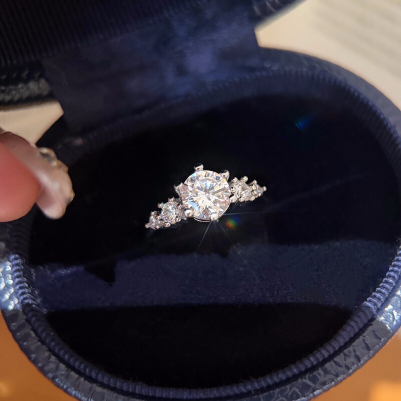 Foreign Trade Autumn New Model Sparkling Imitation Moissanite Ring, Promise Ring, Berlin Love Letter Ring, Jewelry, European and American Hot-Selling Item Foreign Trade Autumn New Model Sparkling Imitation Moissanite Ring, Promise Ring, Berlin Love Letter Ring, Jewelry, European and American Hot-Selling Item