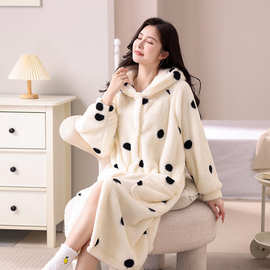 睡衣女秋冬新款法兰绒家居服珊瑚绒加厚长款波点睡袍甜美公主套装