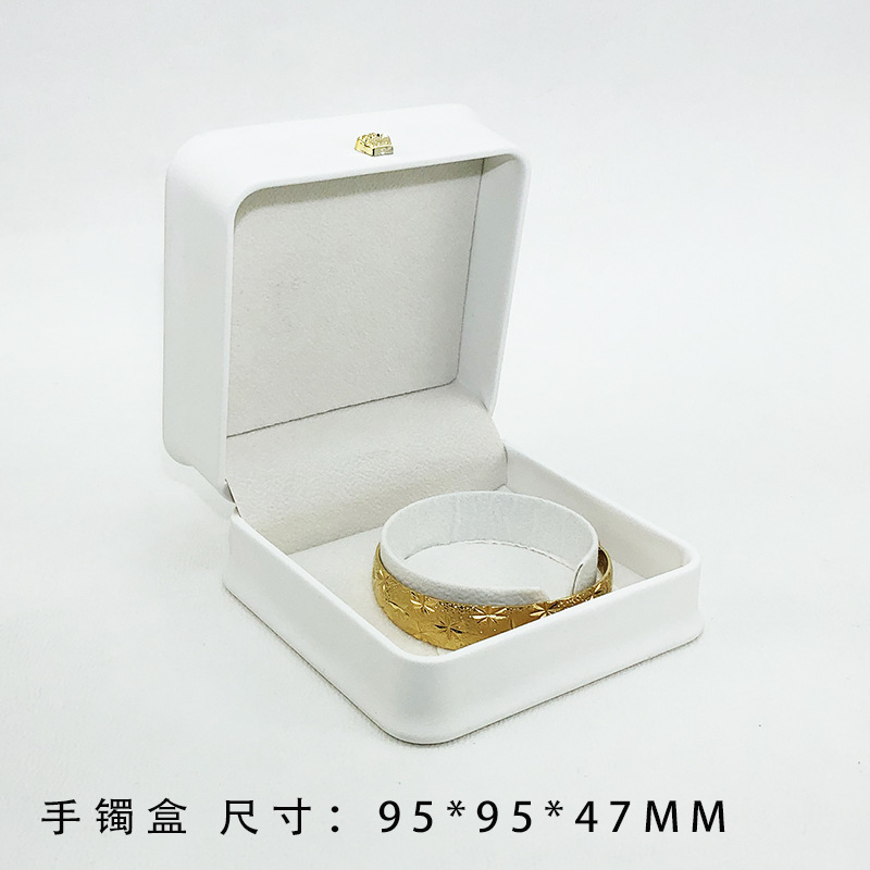 皇冠PU皮收腰珍珠耳钉盒珍珠饰品盒项链盒戒指盒手链首饰盒批发|undefined