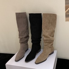 韩版尖头堆堆靴女长筒靴2025秋冬坡跟绒面绑带褶皱复古高筒骑士靴