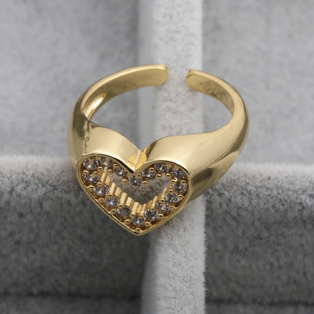 Fashion Letter Copper Micro-inlaid Zircon Ring display picture 9