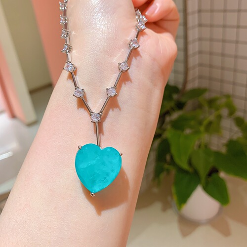 Zhuang Sheng Sheng Jewelry European and American Style Imitation Paraiba Heart Shape Set Earrings 10*10 Pendant 20*20