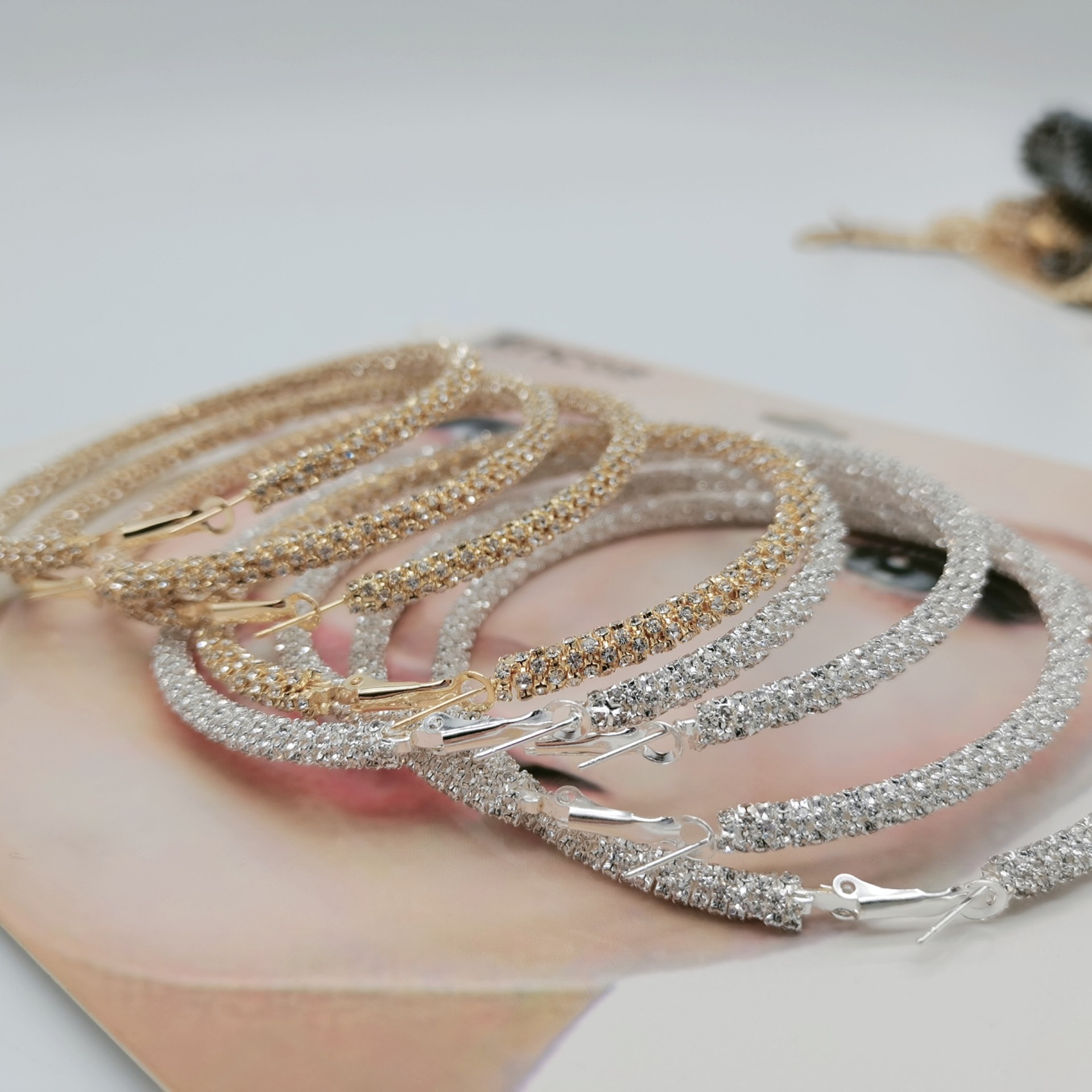 3b09d3a6f284bde906e19b4183bf63