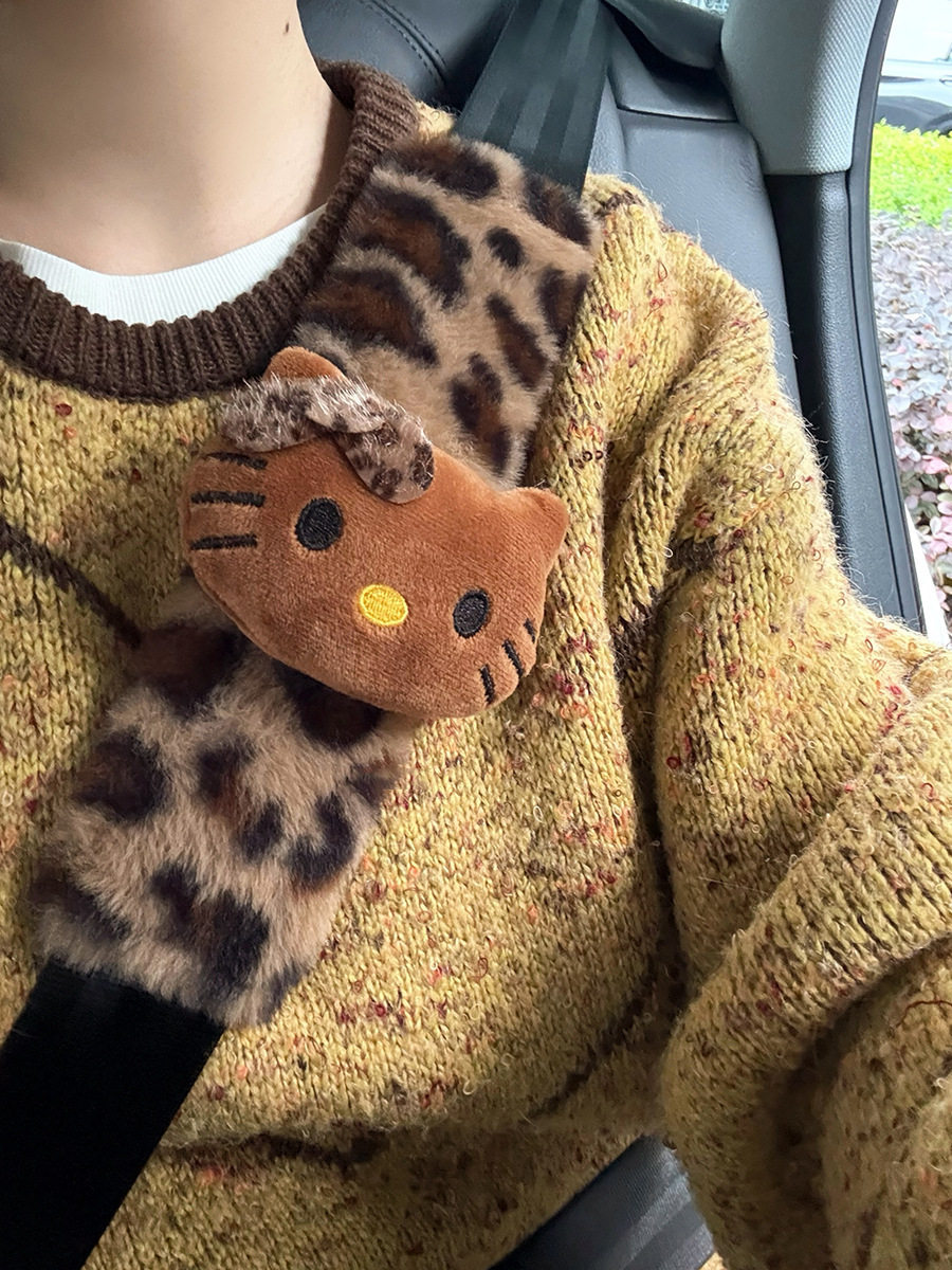 Melard leopard print Hello Kitty plush car seat shoulder pad, plush toy for car interior, car seat shoulder strap