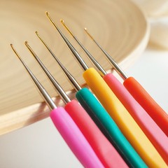 野蛮人の兄のレースのかぎ針の特細の小さいサイズのかぎ針の編み物の補助工具のマイクロフックのレースの糸のかぎ針の手作りのdiy