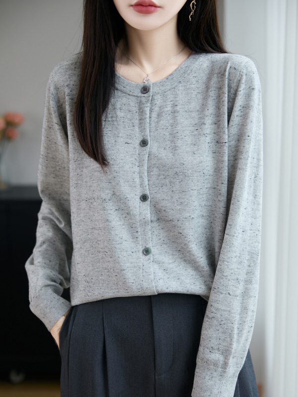 25年早秋新款精纺羊毛圆领针织开衫长袖女点子纱宽松百搭上衣外套|undefined