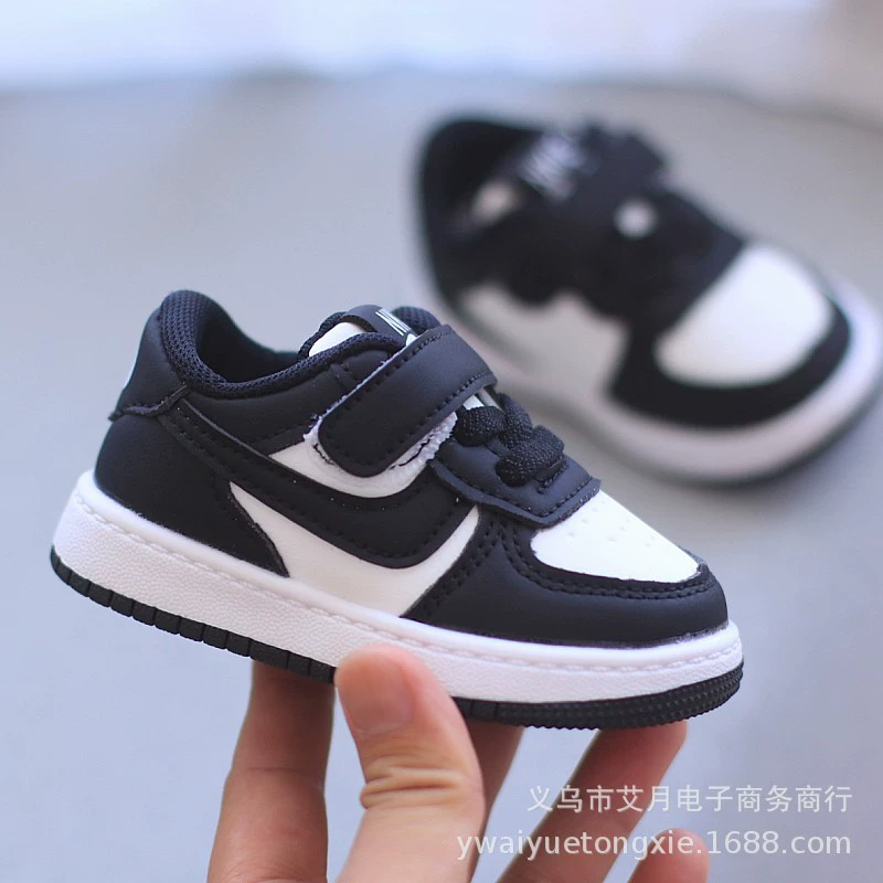 Детская обувь для мальчиков на мягком подошве Весенняя и осенняя полуторагодовалая детская обувь Красная детская обувь нескользящая обувь для девочек