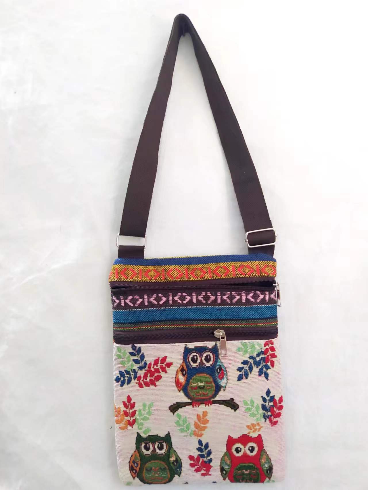 Estilo étnico bordado elefante dibujos animados bolsa de mensajero Dai bolsa de hombro de viaje de las mujeres teléfono móvil bolsa de hombro lateral