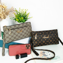 �V�ݚW�Z�_Ů��2025��Ʒ�����Ů����б�����X�֙C��С������y