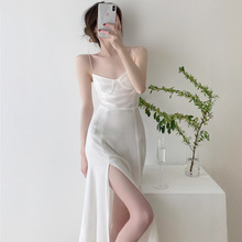 潮ins女神范吊带裙法式显瘦无袖气质连衣裙女夏复古高腰雪纺长裙