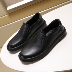 男性靴真皮ビジネス正装トップ層牛革通気性ソフト底シンプルな足で父の靴を漕ぐ大きいサイズ48ヤード