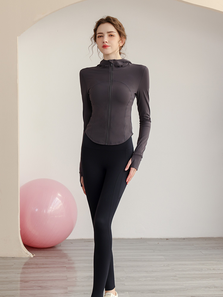 철 회색 까마귀 + 검은 바지