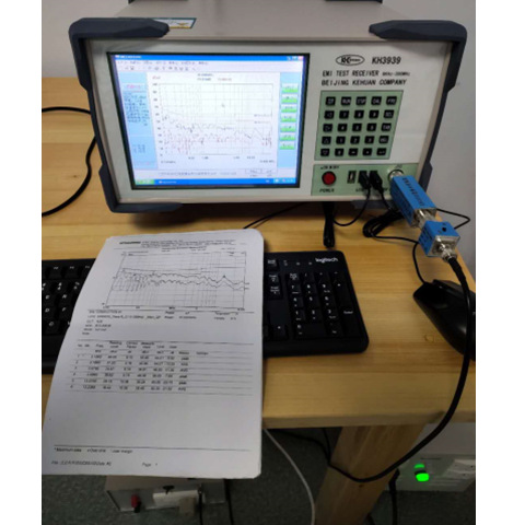 氮化镓方案商充电器EMC传导辐射测试测量接收机KH3939直观显示屏