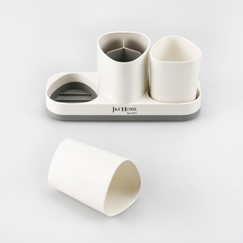 Titular de cepillo de dientes de escritorio de almacenamiento de baño creativo triángulo de plástico taza de lavado traje de perforación libre cepillo de dientes titular de almacenamiento rack