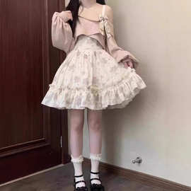 茶歇法式碎花杏粉玫瑰吊带裙+粉色外套优雅连衣裙新款两件套跨境