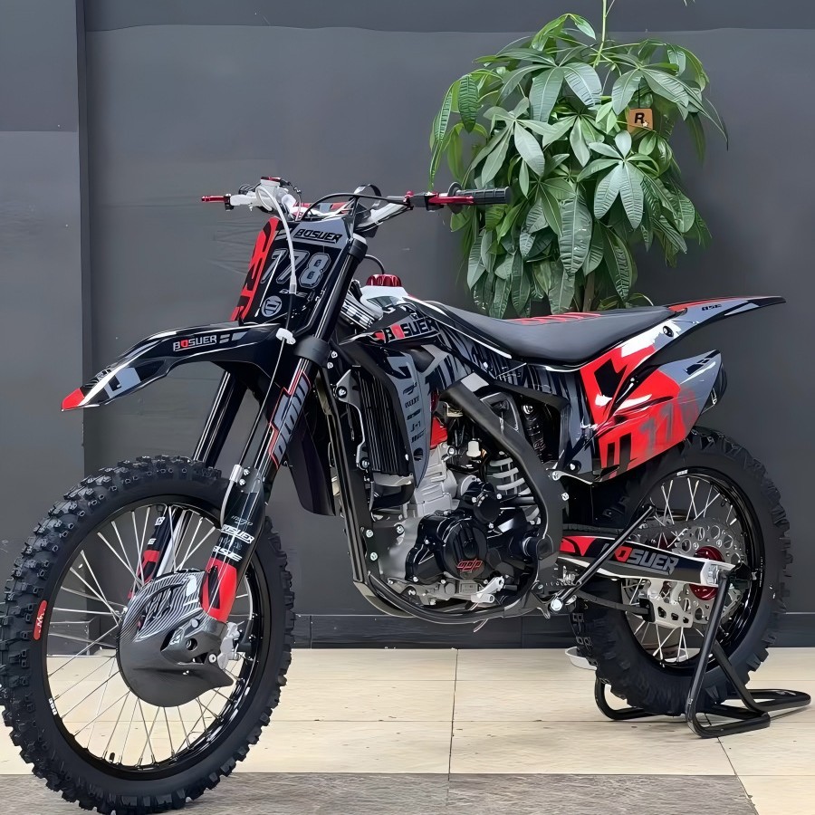 Внедорожный мотоцикл Hongli M1 MOJO 300cc (черный/красный)