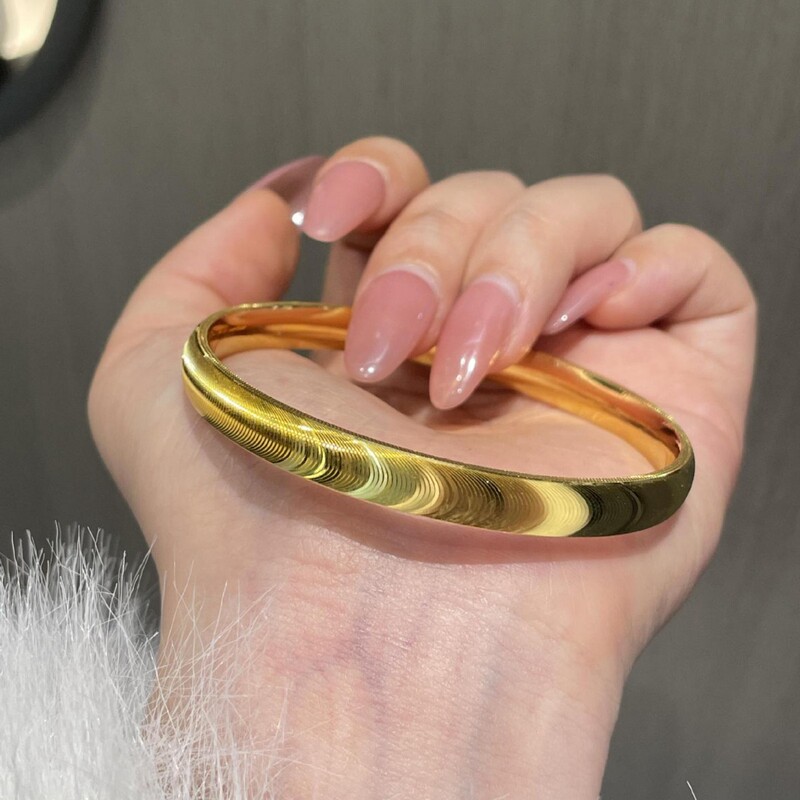 Sand Gold Jewelry Niche Design Sweet Cat Eye Bracelet Light Luxury High-End Famous Closed Bracelet Bracelet Women's Wholesale