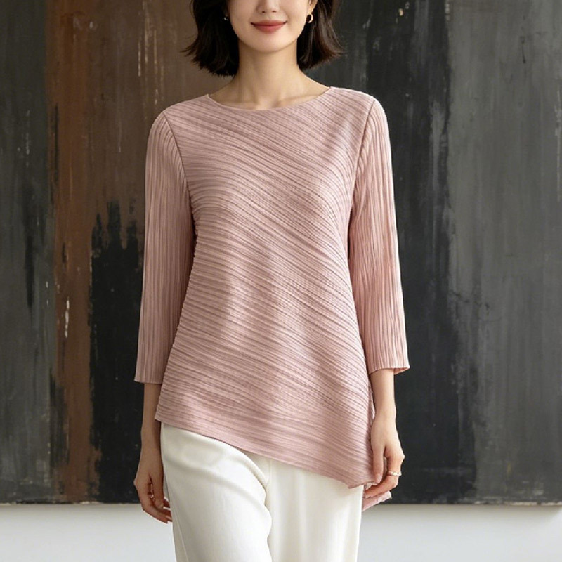 Miyake-Style Pleated Tops for Women, New Summer Fashion, Plus-Size Korean-Style Shoulder Tops with a Sense of Design Miyake-Style Pleated Tops for Women, New Summer Fashion, Plus-Size Korean-Style Shoulder Tops with a Sense of Design