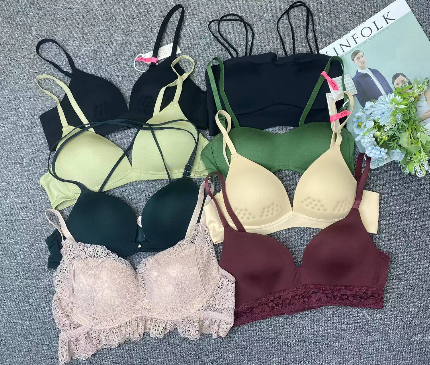 Diverso sujetador de punto de media pieza de ropa interior Nuevo Sujetador de encaje de punto inalámbrico push up mixto