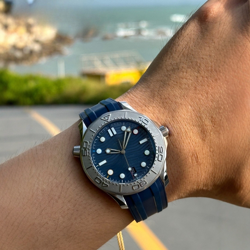 Hippocampus 300 men's automatic mechanical luminous VS men's watch sports diving MKS butterfly fly series large factory watches wholesale