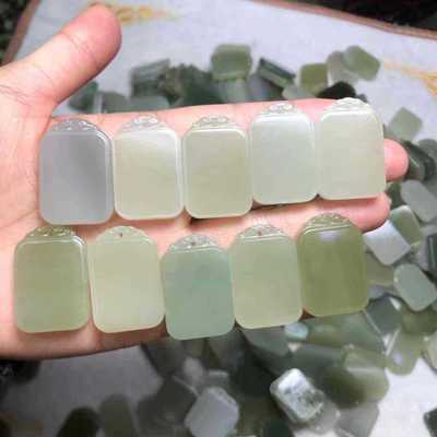 和田玉方牌吊坠青海料无事牌料子细腻可塘厂家批发和田玉方牌