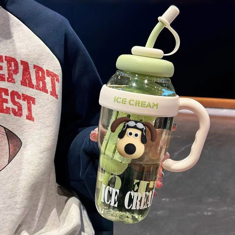 Nueva taza de plástico de verano Big Mac de moda linda taza de paja resistente a altas temperaturas de gran capacidad taza de regalo portátil