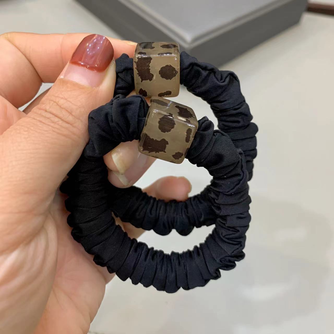 Leopard Print Hair Tie Square Elastic Ponytail Holder For Women_voghion.com