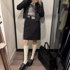 韓国風水玉模様スカート レディース 秋物 大きいサイズ ぽっちゃりさん向け 黒 Aライン ハイウエスト ヒップカバー ミディアム丈スカート 水玉柄ショートスカート