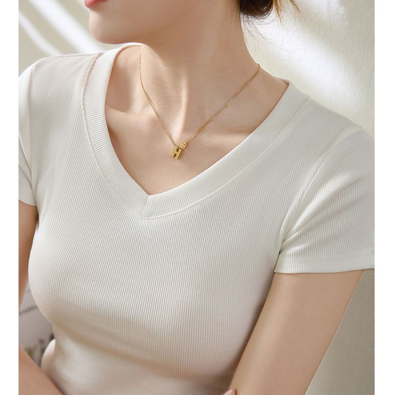 【High-Quality Craftsmanship & Premium Cotton Selection】V-Neck T-Shirt for Women, Short-Sleeved, 2026 Summer New Style, Slim-Fit Top, Base Shirt
