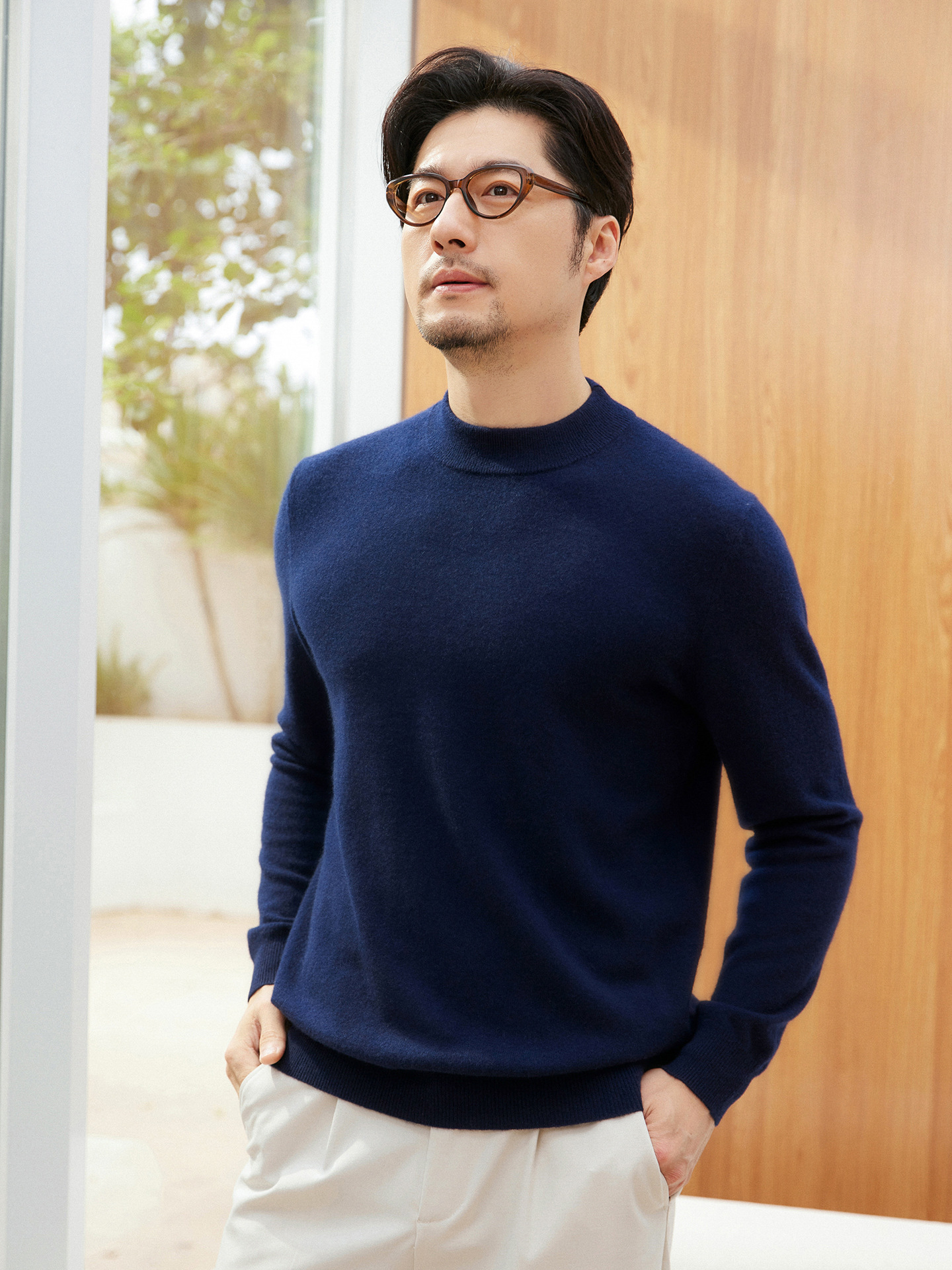 Men's cashmere knit sweater, autumn and winter, casual and versatile, solid color, high collar, pullover.
