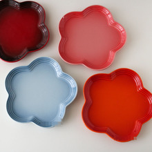 V3FPW1962法国新品高温陶瓷渐变色樱花造型8.5寸餐盘/彩色花朵盘