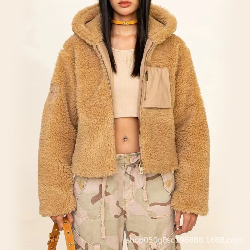 秋冬新品SMFK探险家皮草短身帽衫保暖显瘦羊羔毛开衫拉链短外套女