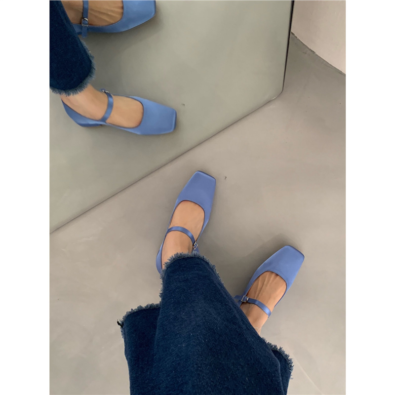 Niche Square-Toe Chunky Heel Mary Jane Shoes 2022 New French Retro Single Strap Satin Slip-On Granny Shoes