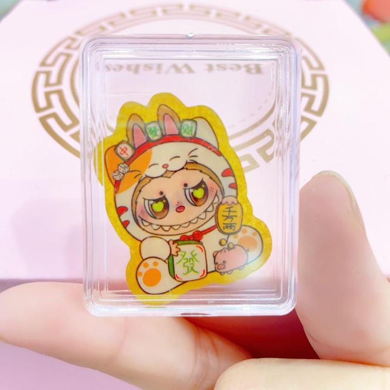 ラブブ labubu 携帯電話ステッカー 2mg 漫画かわいい新年幸運の色金フレーク水貝 999 純金卸売|undefined