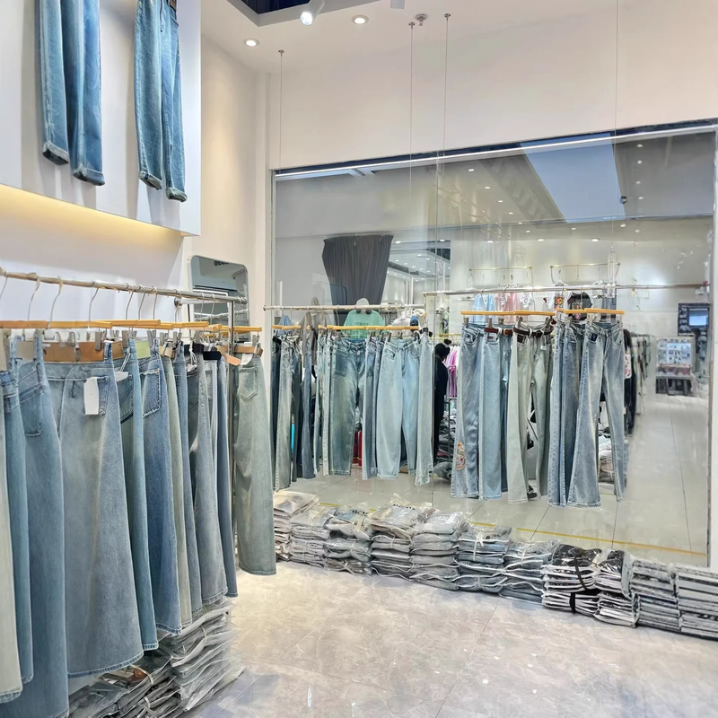 Thirteen Lines New Style Jeans Wholesale Brand Clearance Jeans Physical Store Women's Clothing Direct Supply Washed Denim